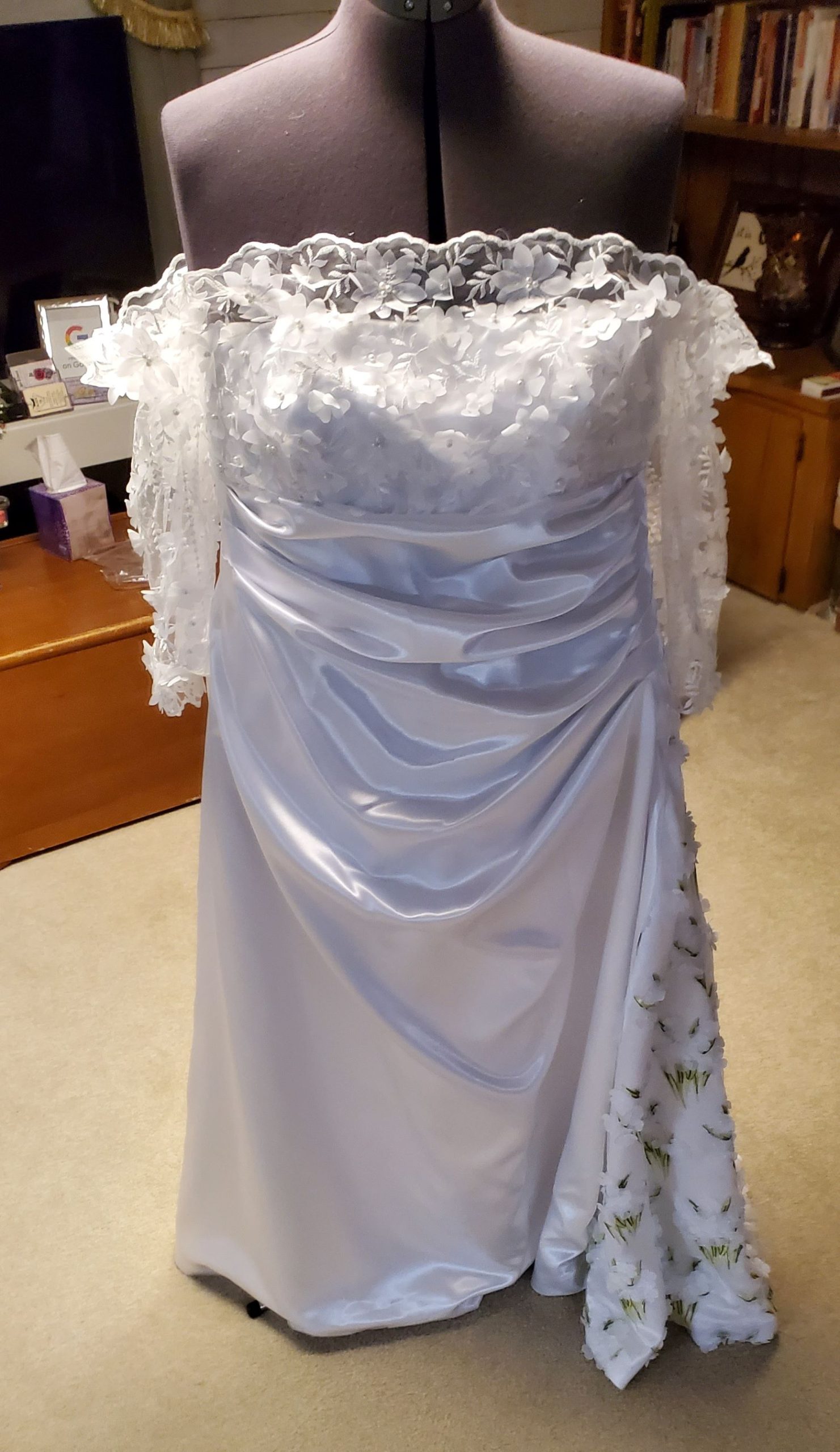 2022 custom Gown for garden wedding